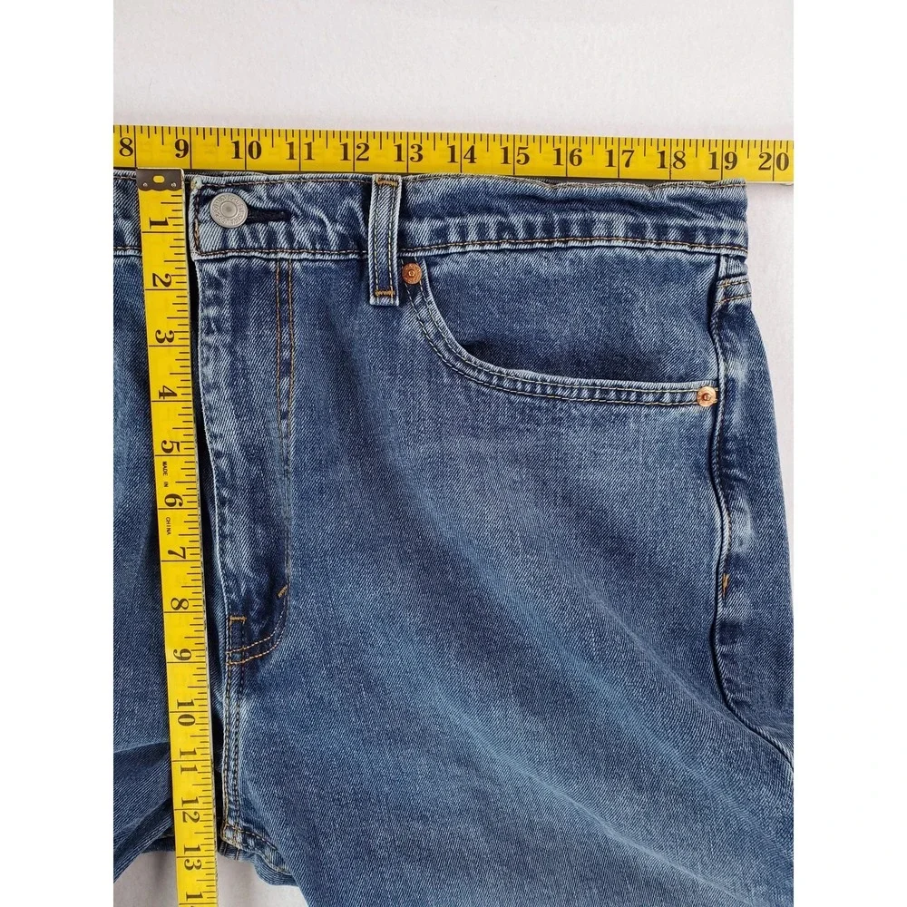 Levis 505 Jeans Mens 38x32 Blue Denim Straight Fit Medium Wash 505-1936 Classic